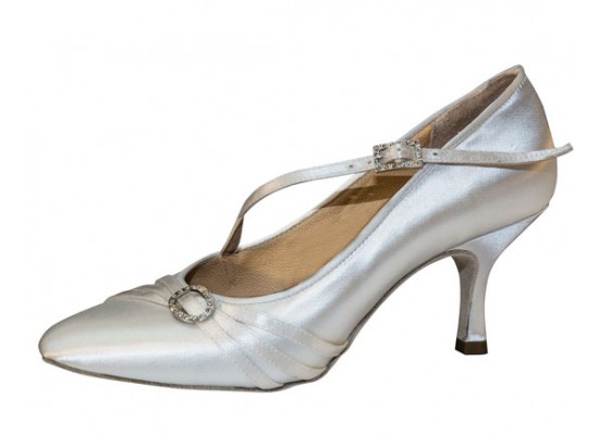 Aida ballroom model 040B with a 2.5 inch flare heel