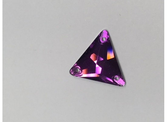 QG Triangle Amethyst 16x16